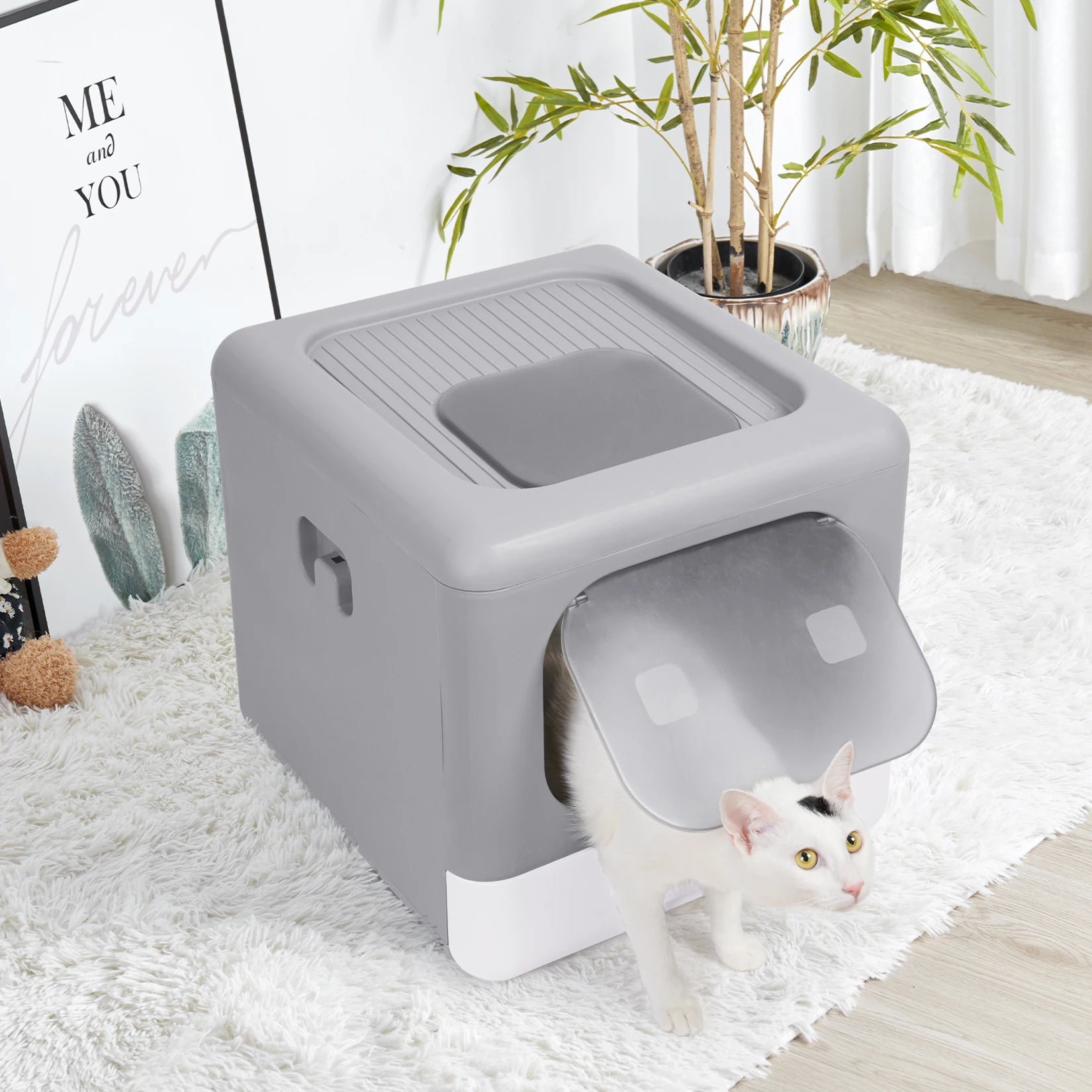 Enclosed Litter Box with Scoop and Tray Sifting
