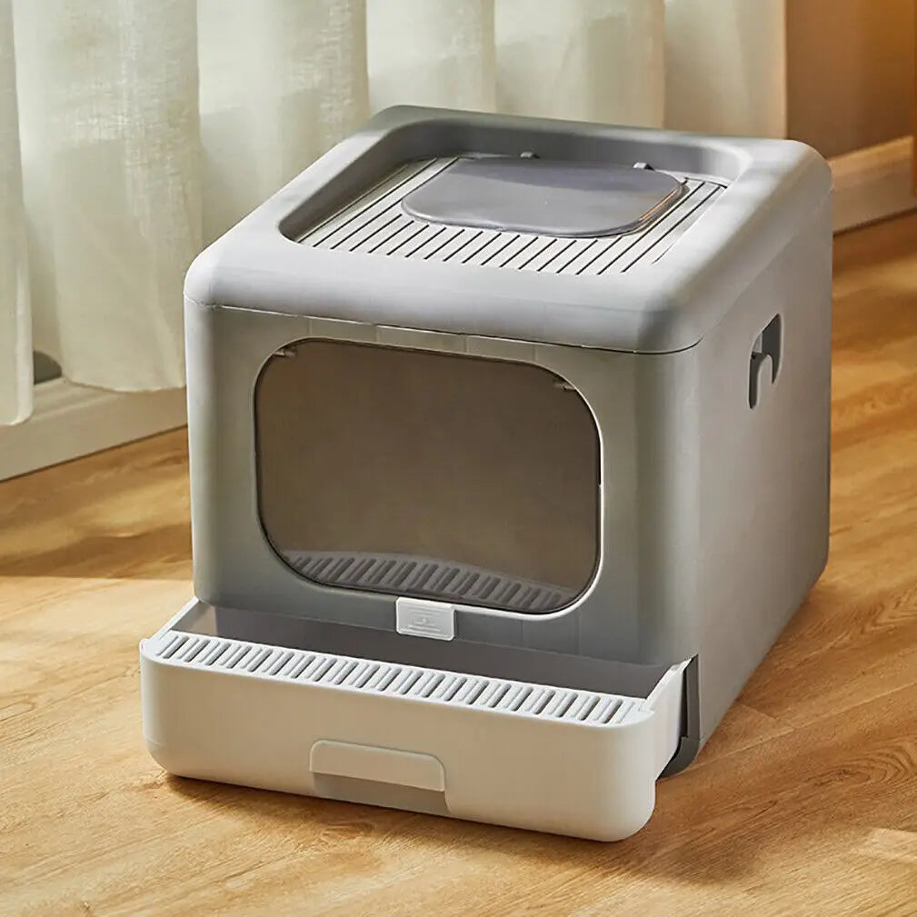 Enclosed Litter Box with Scoop and Tray Sifting
